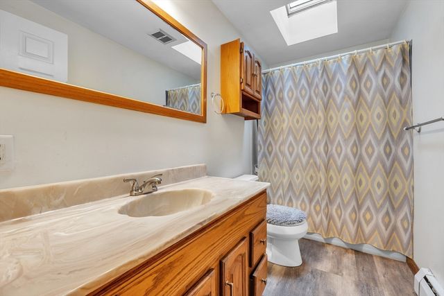 7 Hisgen Road, Holland, MA 01521