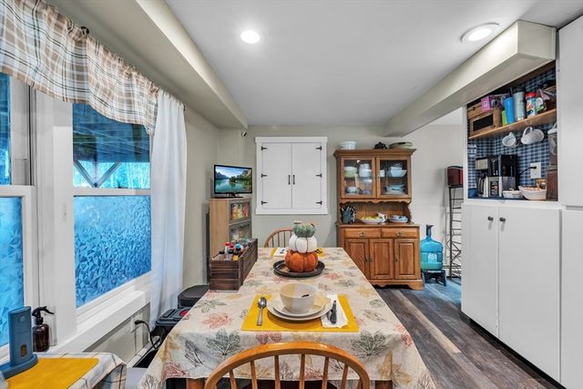 7 Hisgen Road, Holland, MA 01521