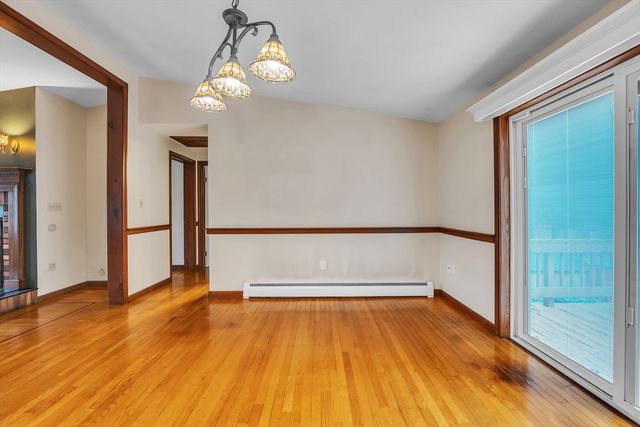 7 Hisgen Road, Holland, MA 01521