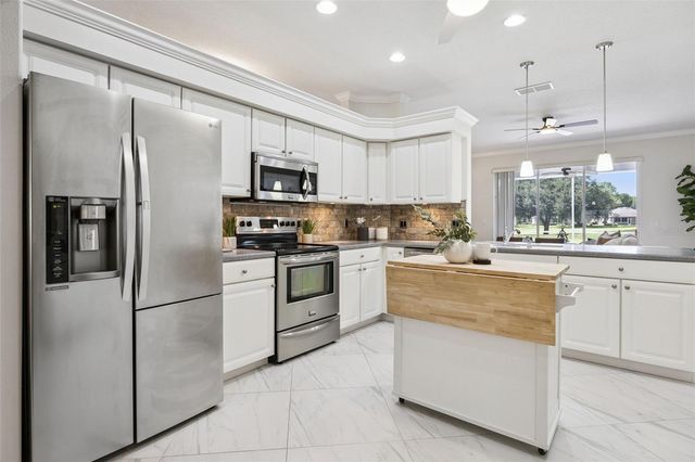 2284 ADDISON AVENUE, Clermont, FL 34711