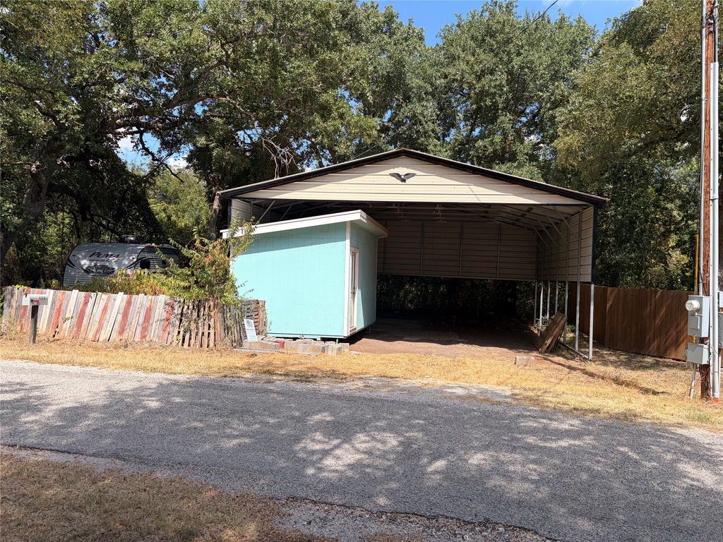 3837 Boquillas Circle, Granbury, TX 76048 — exterior