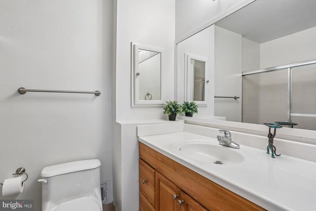 11708 MILBERN DR, Potomac, MD 20854