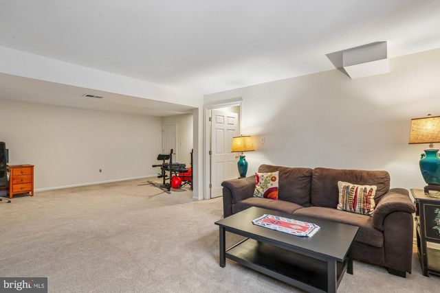 11708 MILBERN DR, Potomac, MD 20854