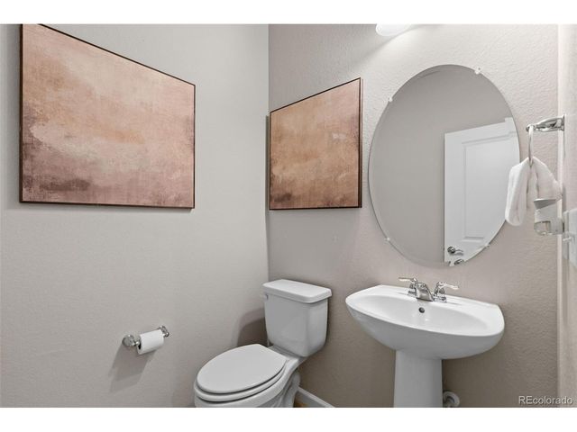 11703 Niagara St, Thornton, CO 80233
