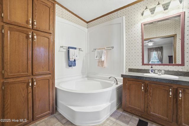 172 Brumley Road, Knotts Island, NC 27950