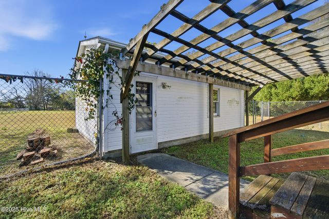 172 Brumley Road, Knotts Island, NC 27950