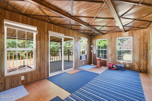 172 Brumley Road, Knotts Island, NC 27950