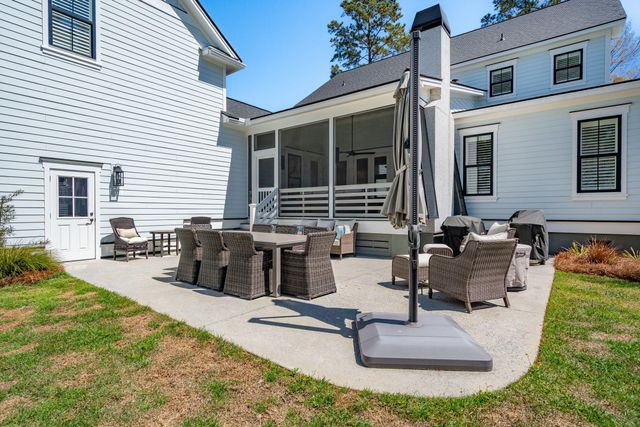 3858 Sawyers Island Drive, Mount Pleasant, SC 29466