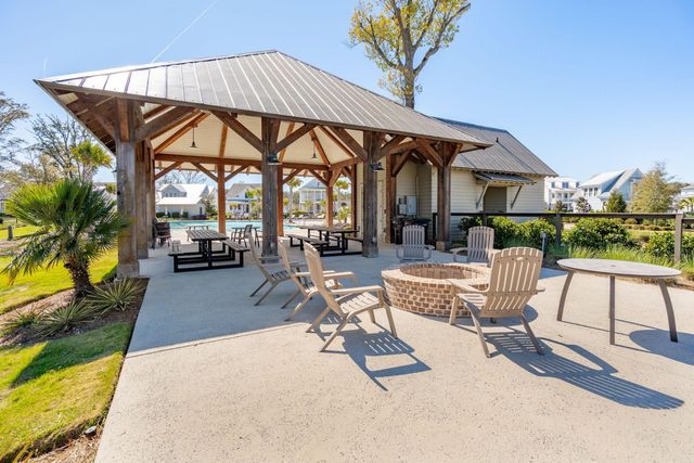 3858 Sawyers Island Drive, Mount Pleasant, SC 29466