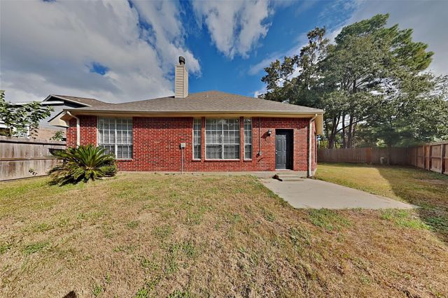 2606 Spring Chase Drive, Spring, TX 77386