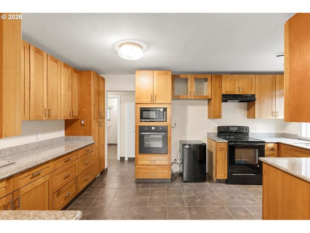 108 Nw 56TH Cir, Vancouver, WA 98663