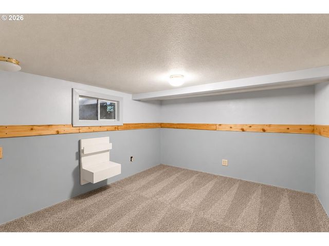 108 Nw 56TH Cir, Vancouver, WA 98663