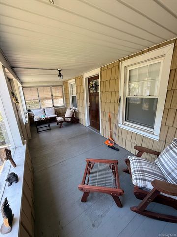 4112 Glenwood Street, Little Neck, NY 11363