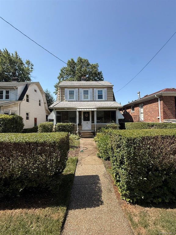 4112 Glenwood Street, Little Neck, NY 11363