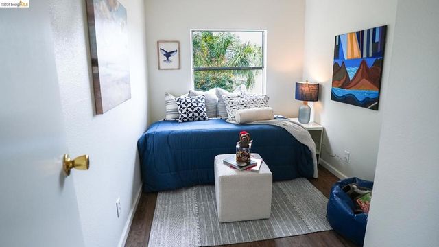 2027 Curtis, Oakland, CA 94607