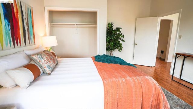 2027 Curtis, Oakland, CA 94607