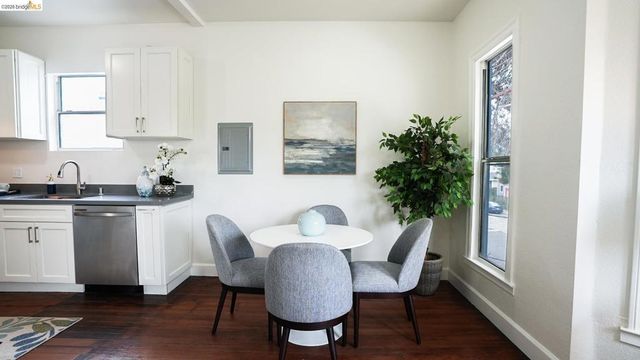 2027 Curtis, Oakland, CA 94607