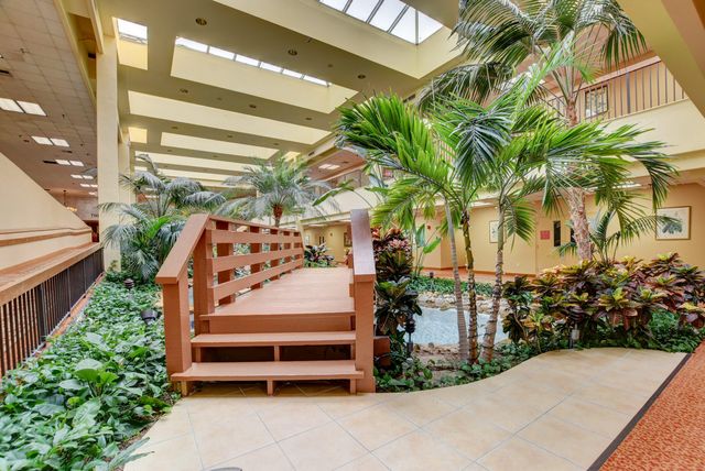 7076 Huntington Lane 507, Delray Beach, FL 33446