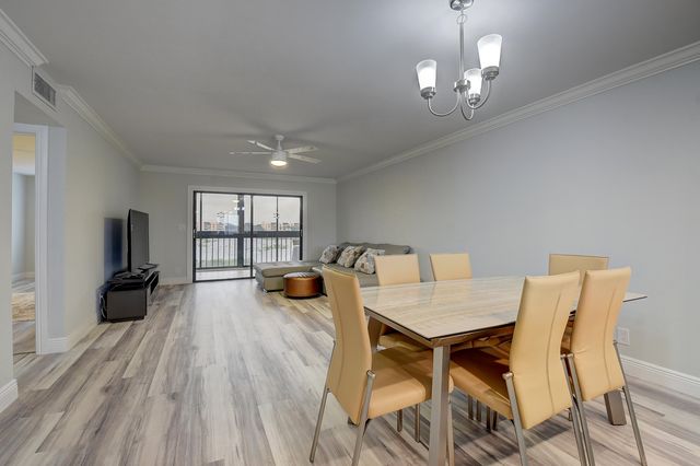 7076 Huntington Lane 507, Delray Beach, FL 33446