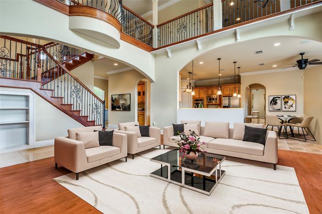 3072 Rosebud Court, Grand Prairie, TX 75104