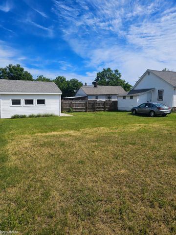1819 10th Street, Port Huron, MI 48060