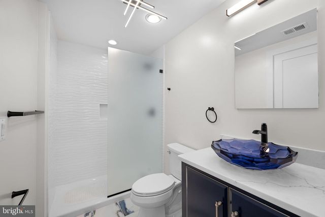 6424 29TH ST N, Arlington, VA 22207