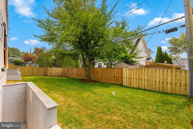 6424 29TH ST N, Arlington, VA 22207