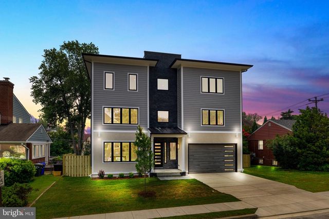 6424 29TH ST N, Arlington, VA 22207