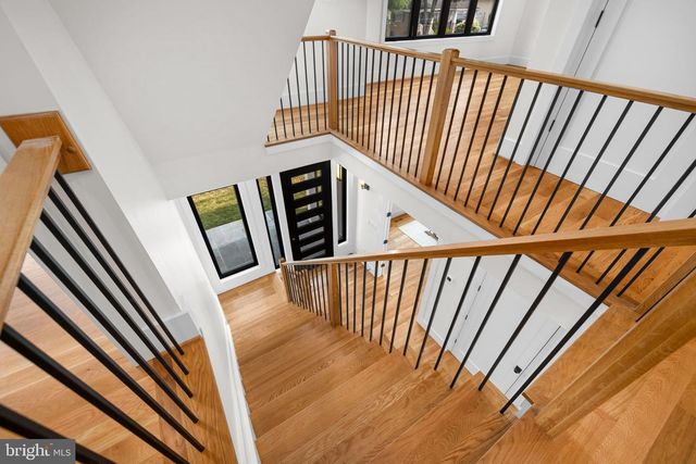 6424 29TH ST N, Arlington, VA 22207