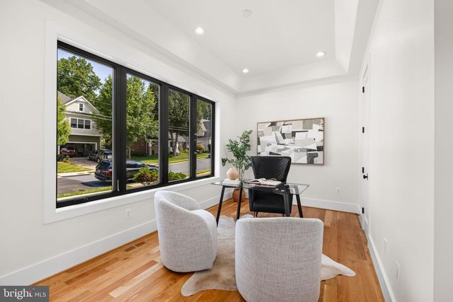 6424 29TH ST N, Arlington, VA 22207