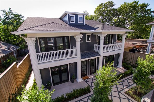 1019 BISHOP Avenue, Dallas, TX 75208