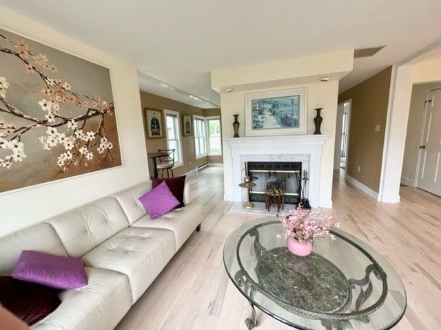 14 Angela Ln K-1, Watertown, MA 02472