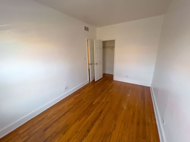 115 E 60th Street 2, Chicago, IL 60637