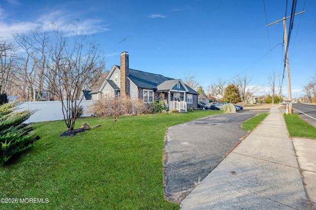 216 Wall Street, Eatontown, NJ 07724