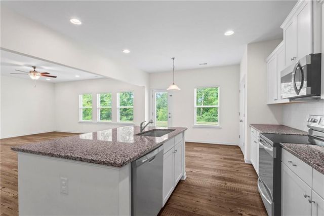 36 Woody NW Way, Adairsville, GA 30103