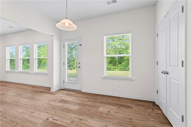 36 Woody NW Way, Adairsville, GA 30103