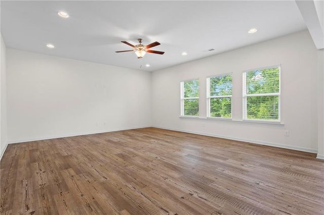 36 Woody NW Way, Adairsville, GA 30103