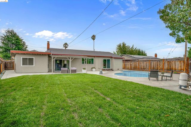 1789 Woodland Ct, Concord, CA 94521
