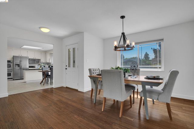 1789 Woodland Ct, Concord, CA 94521