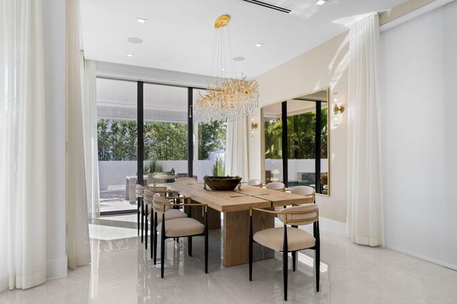 1111 SE 9th Avenue, Fort Lauderdale, FL 33316