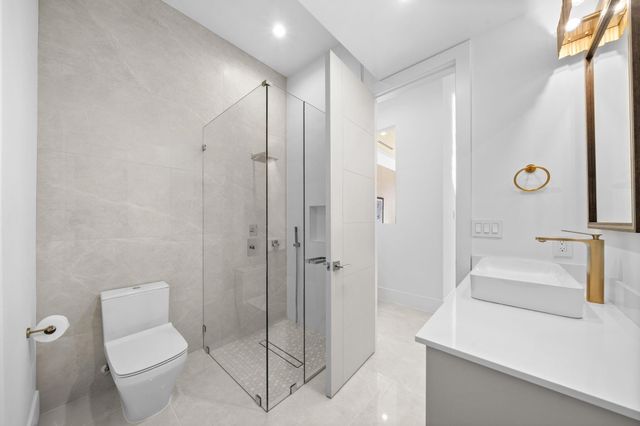 1111 SE 9th Avenue, Fort Lauderdale, FL 33316