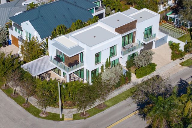 1111 SE 9th Avenue, Fort Lauderdale, FL 33316