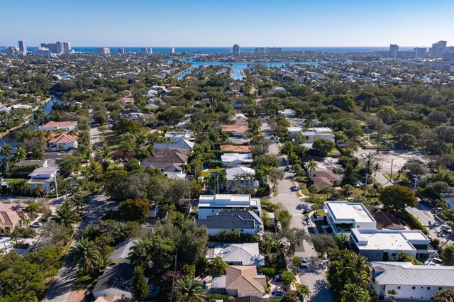 1111 SE 9th Avenue, Fort Lauderdale, FL 33316