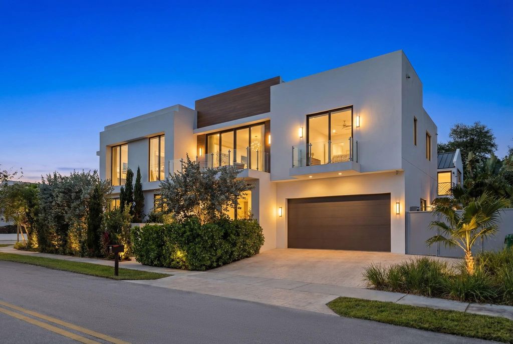 1111 SE 9th Avenue, Fort Lauderdale, FL 33316