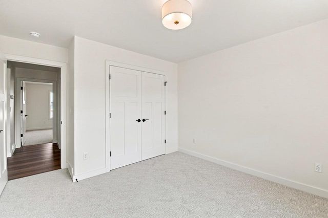 3685 ELLA JO WAY, De Pere, WI 54115
