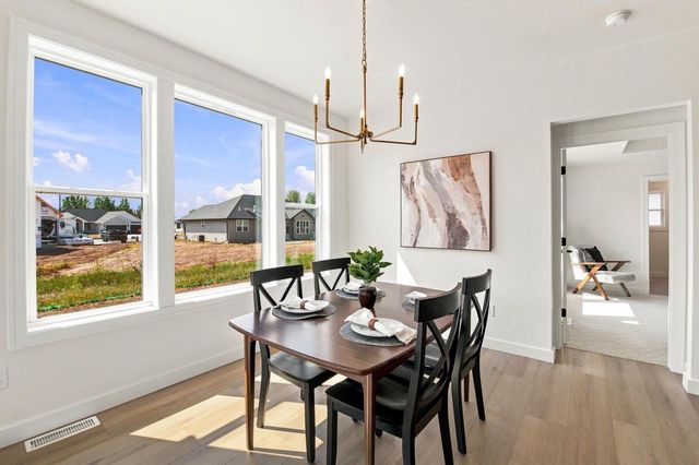 3685 ELLA JO WAY, De Pere, WI 54115