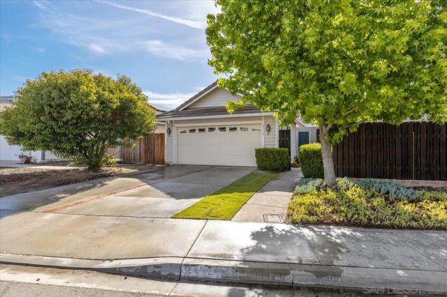 2312 Briarwood Pl, Escondido, CA 92026