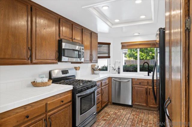 2312 Briarwood Pl, Escondido, CA 92026