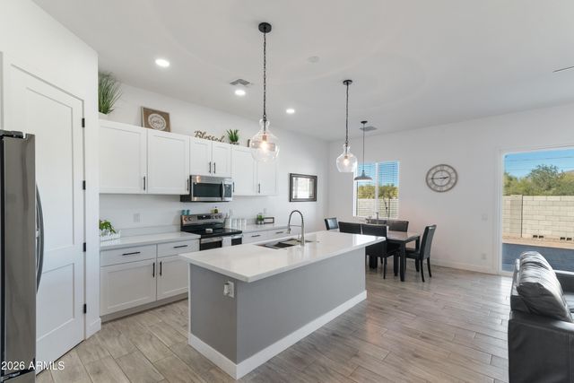 10530 E Baltimore Street, Apache Junction, AZ 85120