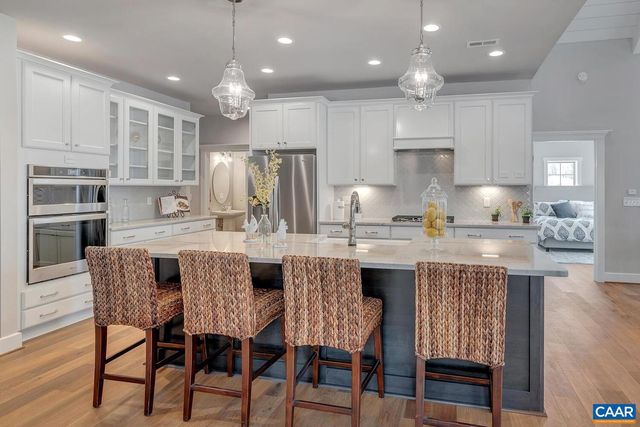 2 ODOM CT, Charlottesville, VA 22901